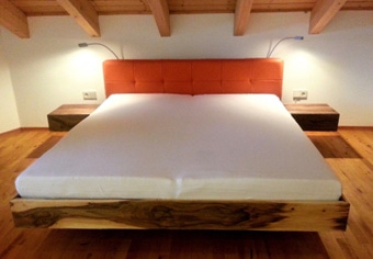 Rahmen aus Walnussholz luanna design