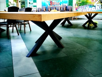 Neue Tische für die Therme Bad Wörishofen